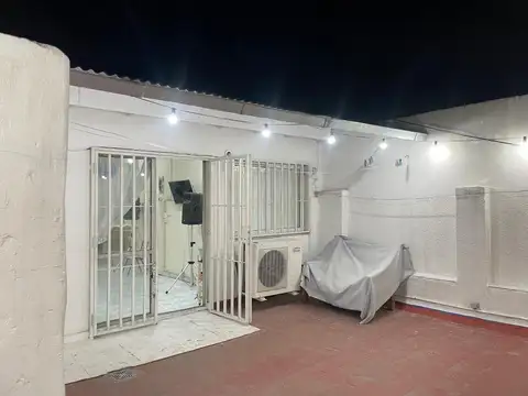 Galpon en Alquiler en Versalles, $ 1.500.000
