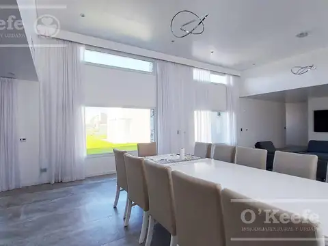 Casa en Venta al Este