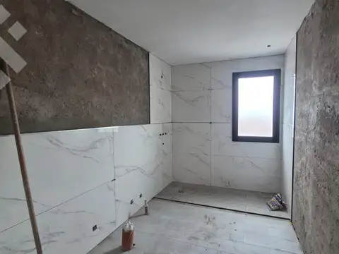 Depto Tipo Casa en Venta con 1 cocheras