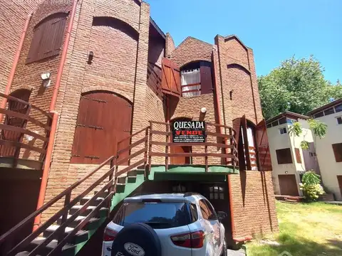 Depto Tipo Casa en Venta de 3 ambientes