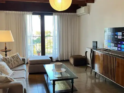 Av. del Libertador al 2600 entre Martin Sturiza y Juan Bautista Alberdi