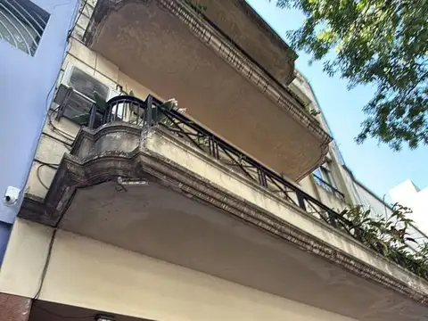 VENTA 3 AMB CON RENTA  VILLA CRESPO  CONTRAFRENTE