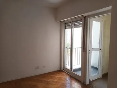 México 4373 , Piso 5