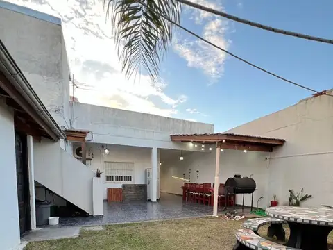 Casa en Venta en Villa Luzuriaga, USD 150.000