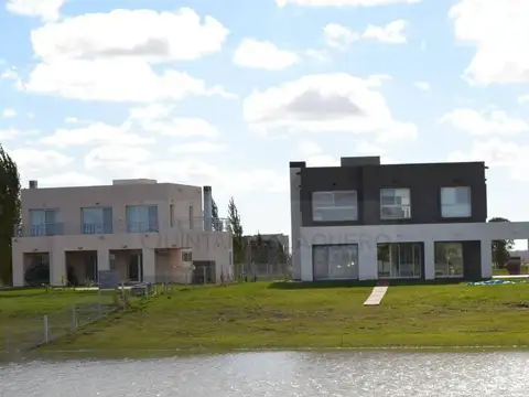 Venta de Terreno en La Faustina Brandsen A050