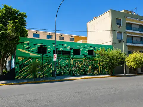 Blvd. Las Heras 100