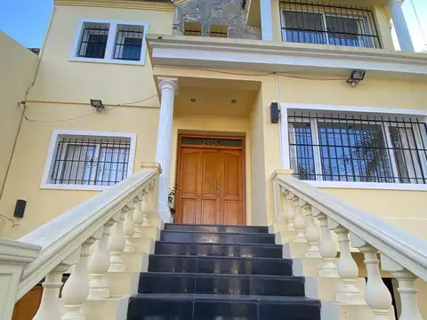 Casa en Alquiler de 3 dormitorios