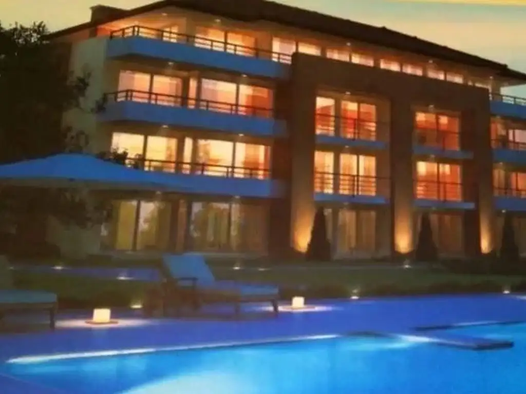 Áreas comunes sum, piscina, laundry en Ayres Chico