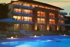 Áreas comunes sum, piscina, laundry en Ayres Chico, Barrio cerrado