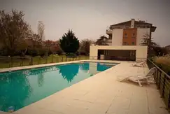 Áreas comunes sum, piscina, laundry en el Barrio cerrado, Ayres Chico