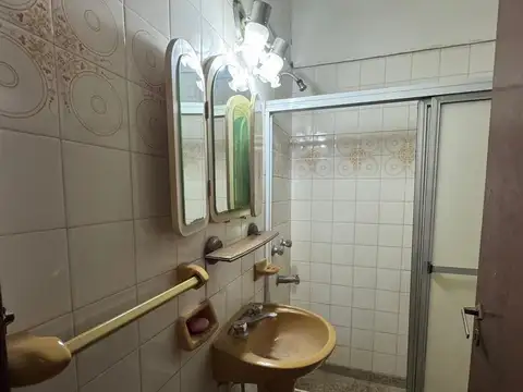 Quinta en Venta con 3 cocheras