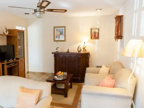 Casa en Venta en Villa Adelina, USD 350.000