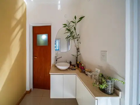 Depto Tipo Casa 4 ambientes con 2 baños