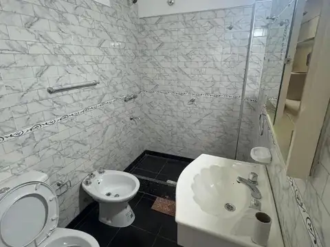 Depto Tipo Casa en Venta en Morón Sur, USD 63.000