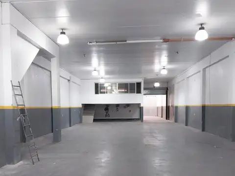 Galpon en Venta 10  mts Fondo