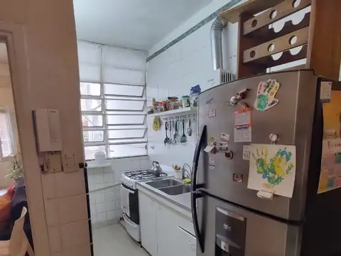 PH DE 3 AMB  y 1/2 AMPLIO Y LUMINOSO PRIMER PISO POR ESCALERA