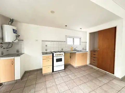 Departamento en Alquiler en La Plata, $ 350.000