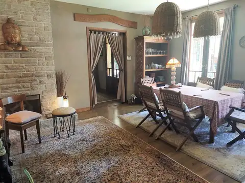 Casa 4 amb. en Olivos reciclado totalmente a nuevo