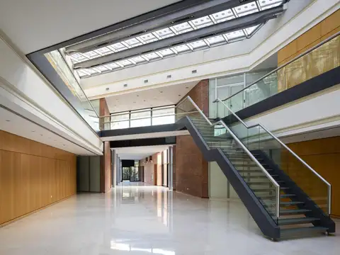 Av. Henry Ford al 3200