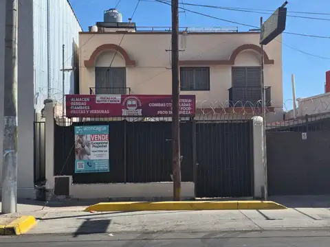 Casa / Comercio en Venta Gral. Gutiérrez, Carril Maza esq. Hipólito Yrigoyen
