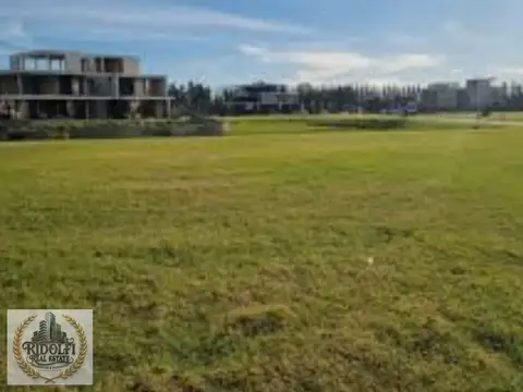 Terreno en Venta 40  mts Fondo