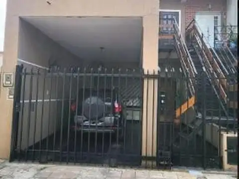 Depto Tipo Casa en Venta de 4 ambientes