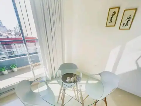 Crámer 2200, Piso 11