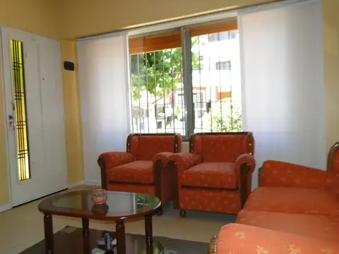 Estanislao del Campo 600