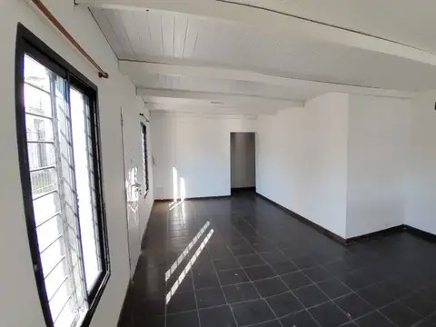 San Lorenzo 7928 , Piso 0