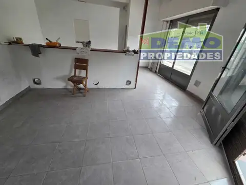 Local en Alquiler en Grand Bourg, $ 600.000