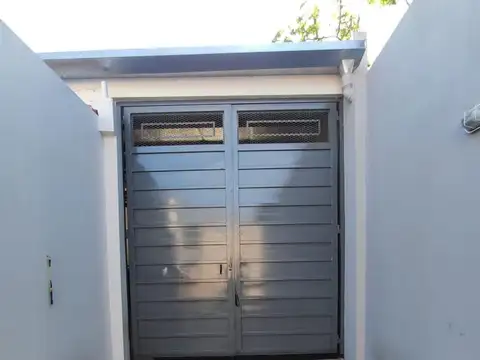 GALPÓN CON OFICINAS APTO AMPLIACIÓN EN VENTA