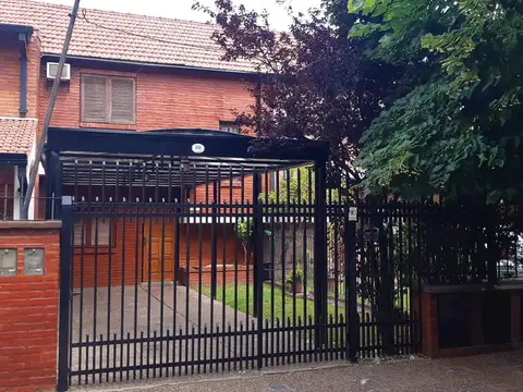 Casa en alquiler en Ciudad Evita