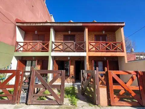 TrIplex a 100mts del mar con 3 dormitorios y gas natural!
