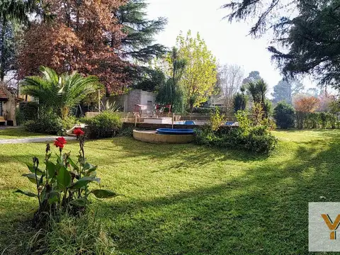 Casa en venta - 3 Dormitorios 3 Baños - Cochera - 1.250Mts2 - La Reja, Moreno