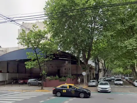 LOTE EN VENTA - UBICACION UNICA - IDEAL DESARROLLO