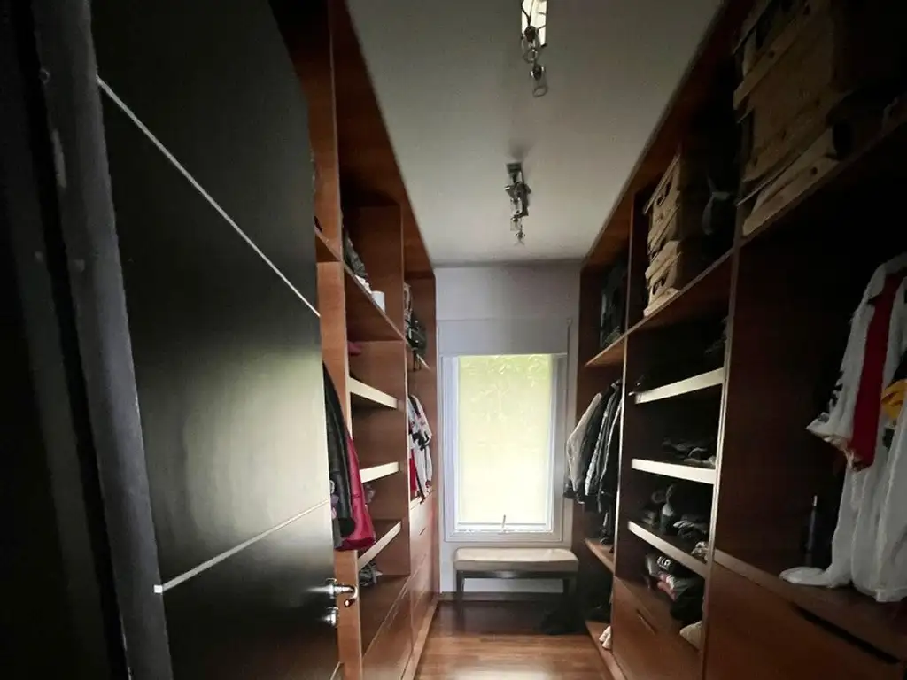 Casa en Venta - Abril Club De Campo