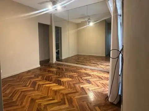 Julian Alvarez 2700 , Piso 5