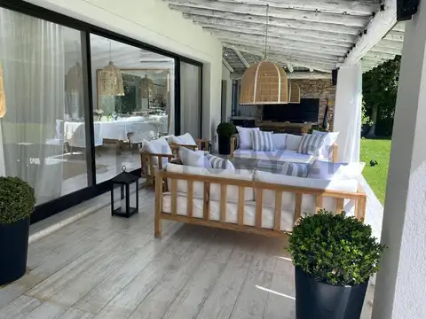 Corredor Bancalari 3100, Piso 0