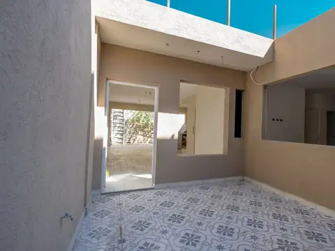 VENTA PH 3 AMB CON GRAN TERRAZA PROPIA. LUMINOSO