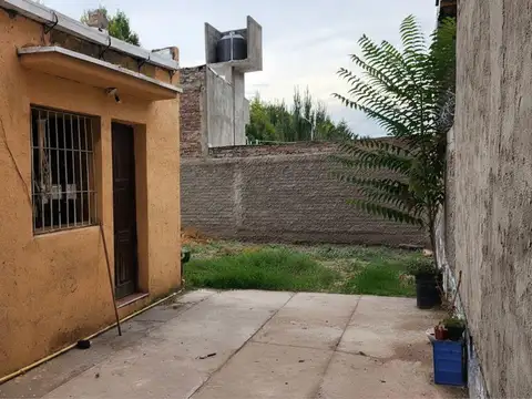 Casa 4 ambientes con 1 baño