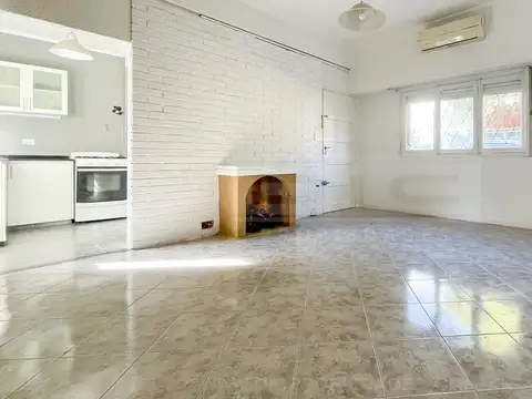Depto Tipo Casa en Venta de 2 ambientes