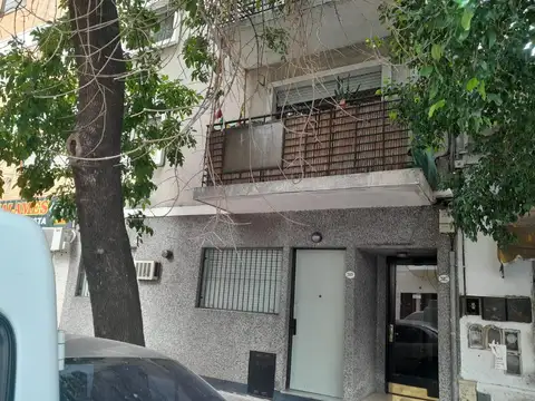 DEPARTAMENTO 3 AMB. P.B. FRENTE C/PATIO