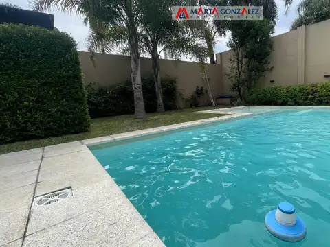 Departamento en Alquiler en Villa Sarmiento, $ 420.000