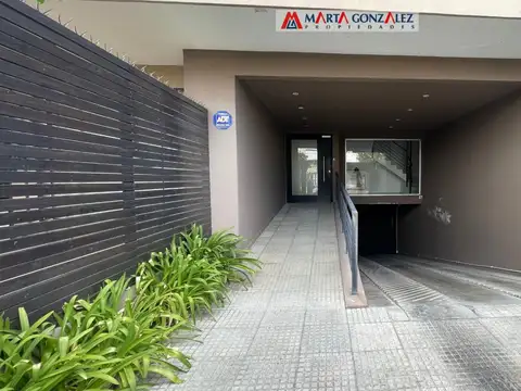 Ameghino 772 , Piso 1