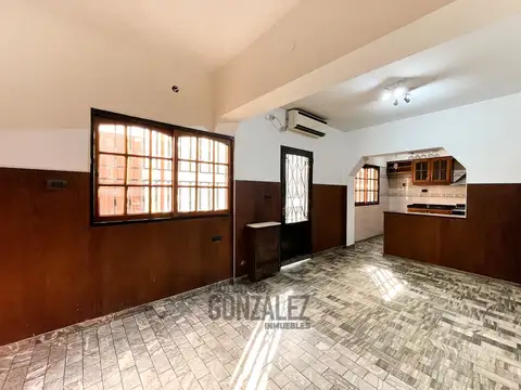 Depto Tipo Casa en Venta con 2 cocheras
