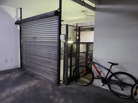 VENTA COCHERA EN CABA