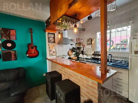 Depto Tipo Casa 4 ambientes con 1 baño