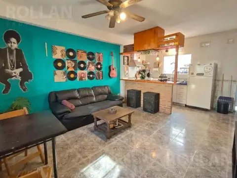 Depto Tipo Casa en Venta de 4 ambientes