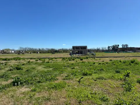 Terreno en Venta, FOS 45
