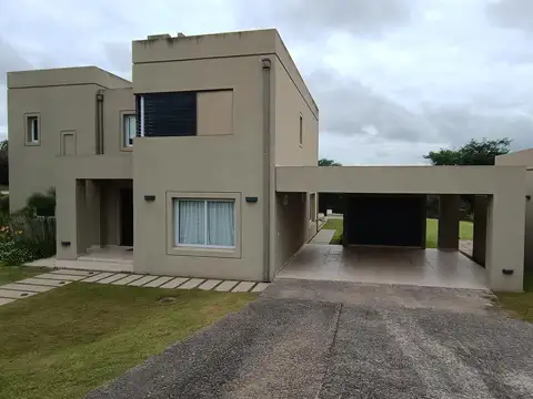 Casa en El Tipal, Club de Campo